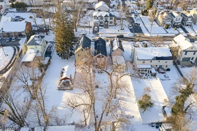 $759,900 | 122 Livingston Street, Westfield, NJ 07090