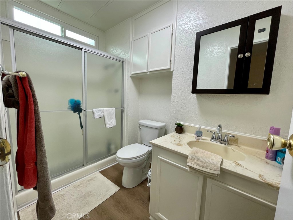 31130 South General Kearny Road, Unit 145 Temecula, CA 92591 - Photo 16 of 27 PRIMARY BATHROOM