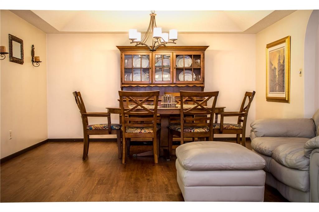 170 Old English Road Pittsburgh, PA 15237 - Photo 3 of 14 Gallery Image 3