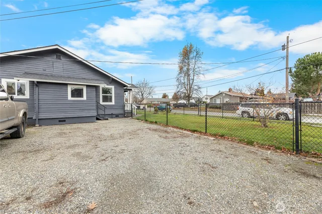 $390,000 | 1234 Lincoln Avenue, Unit A, Enumclaw, WA 98022