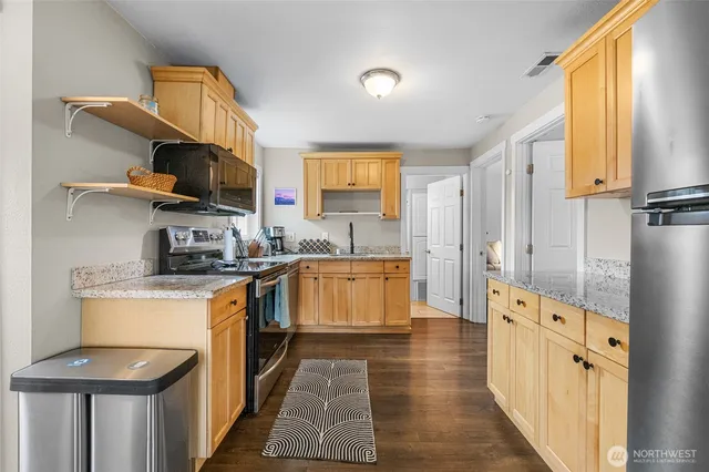 $390,000 | 1234 Lincoln Avenue, Unit A, Enumclaw, WA 98022