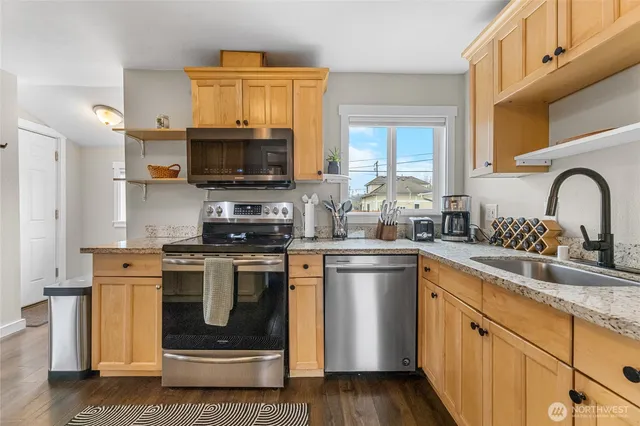 $390,000 | 1234 Lincoln Avenue, Unit A, Enumclaw, WA 98022