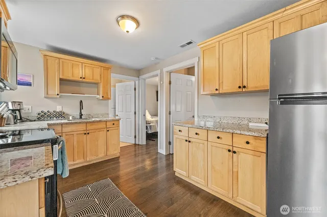 $390,000 | 1234 Lincoln Avenue, Unit A, Enumclaw, WA 98022