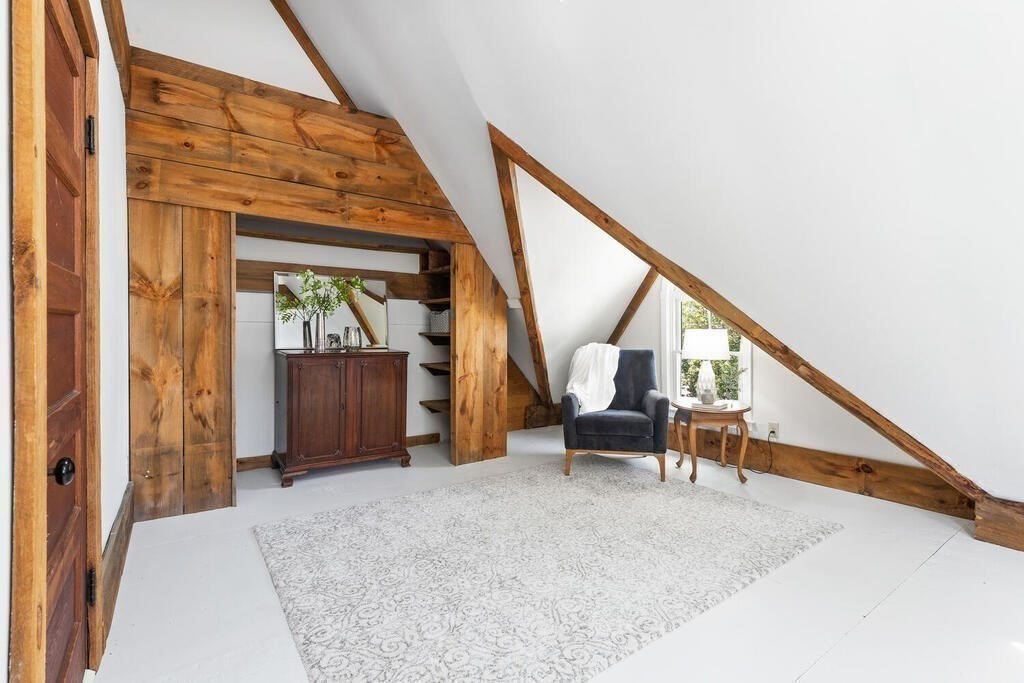 91 Pleasant Street Reading, MA 01867 - Photo 28 of 39