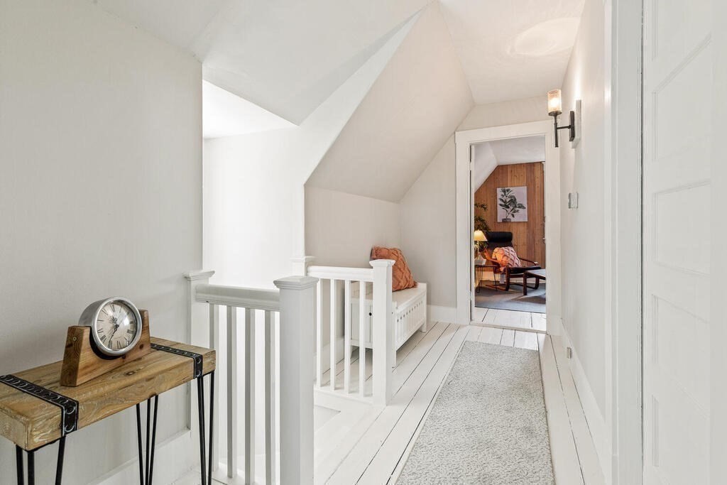 91 Pleasant Street Reading, MA 01867 - Photo 29 of 39