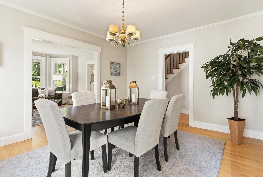 91 Pleasant Street Reading, MA 01867 - Photo 9 of 39