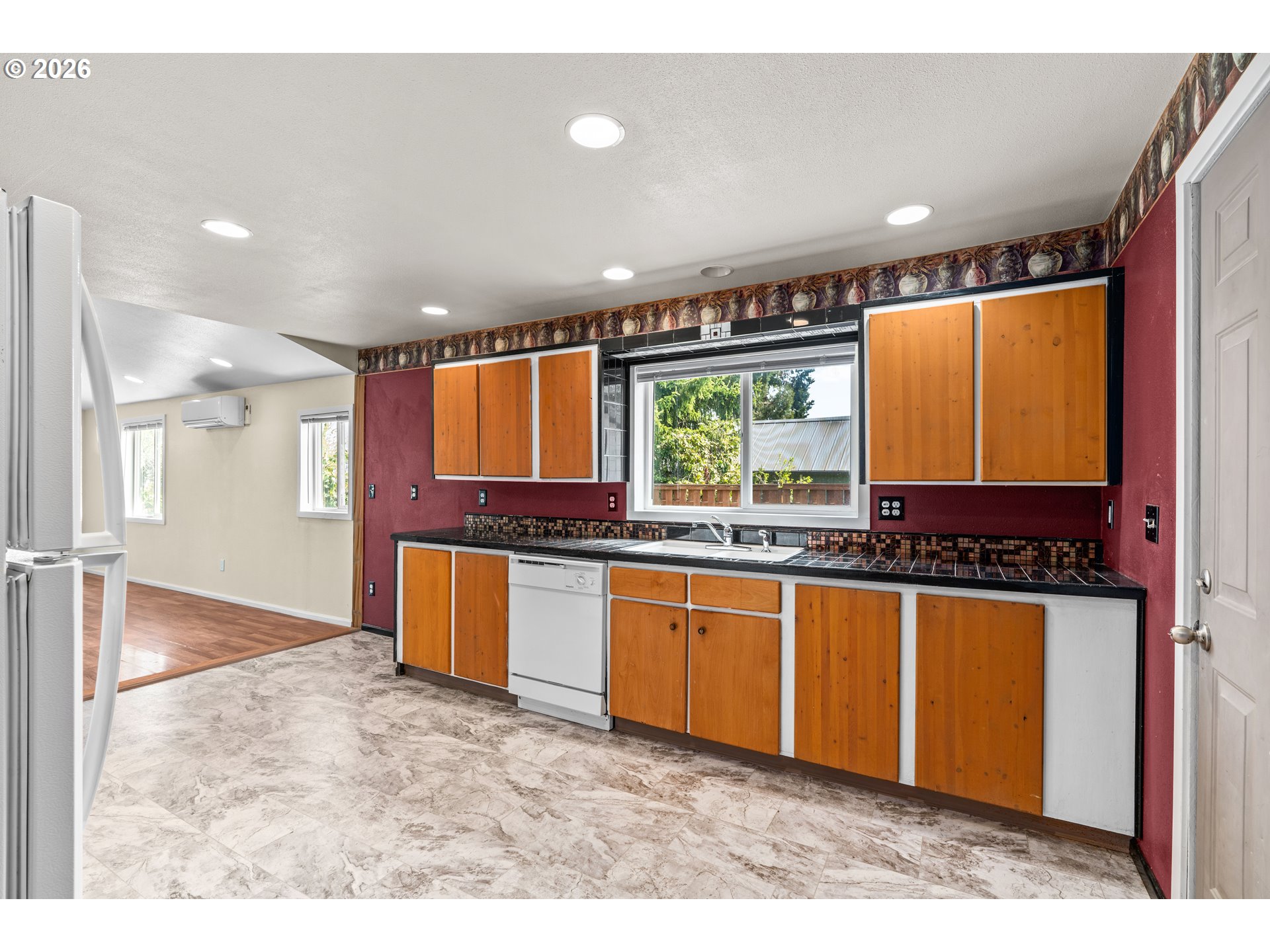 1043 F Street Springfield, OR 97477 - Photo 12 of 29