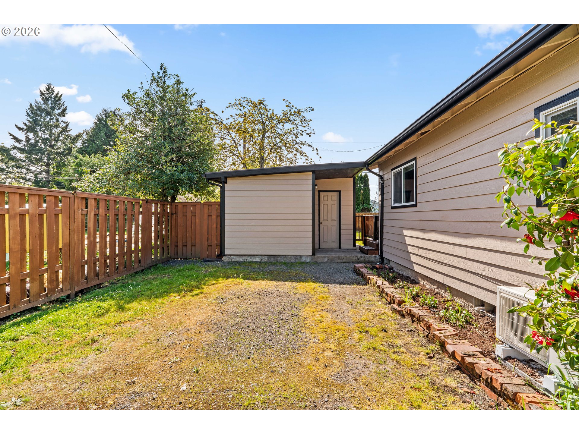 1043 F Street Springfield, OR 97477 - Photo 4 of 29