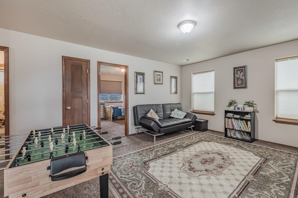 17915 East Daystar Road Spokane Valley, WA 99016 - Photo 12 of 38