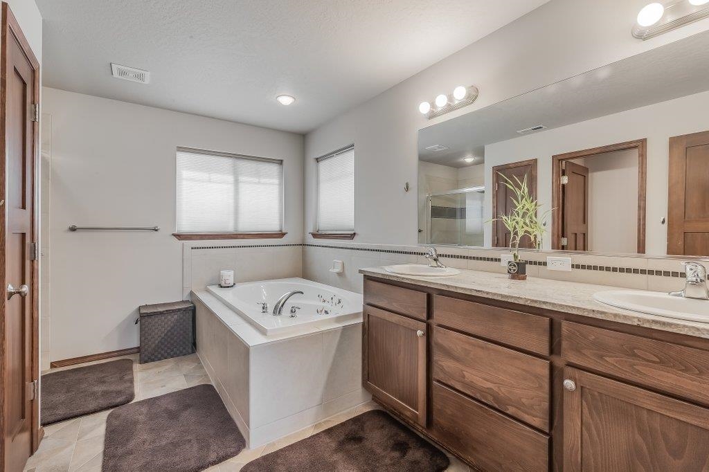 17915 East Daystar Road Spokane Valley, WA 99016 - Photo 16 of 38