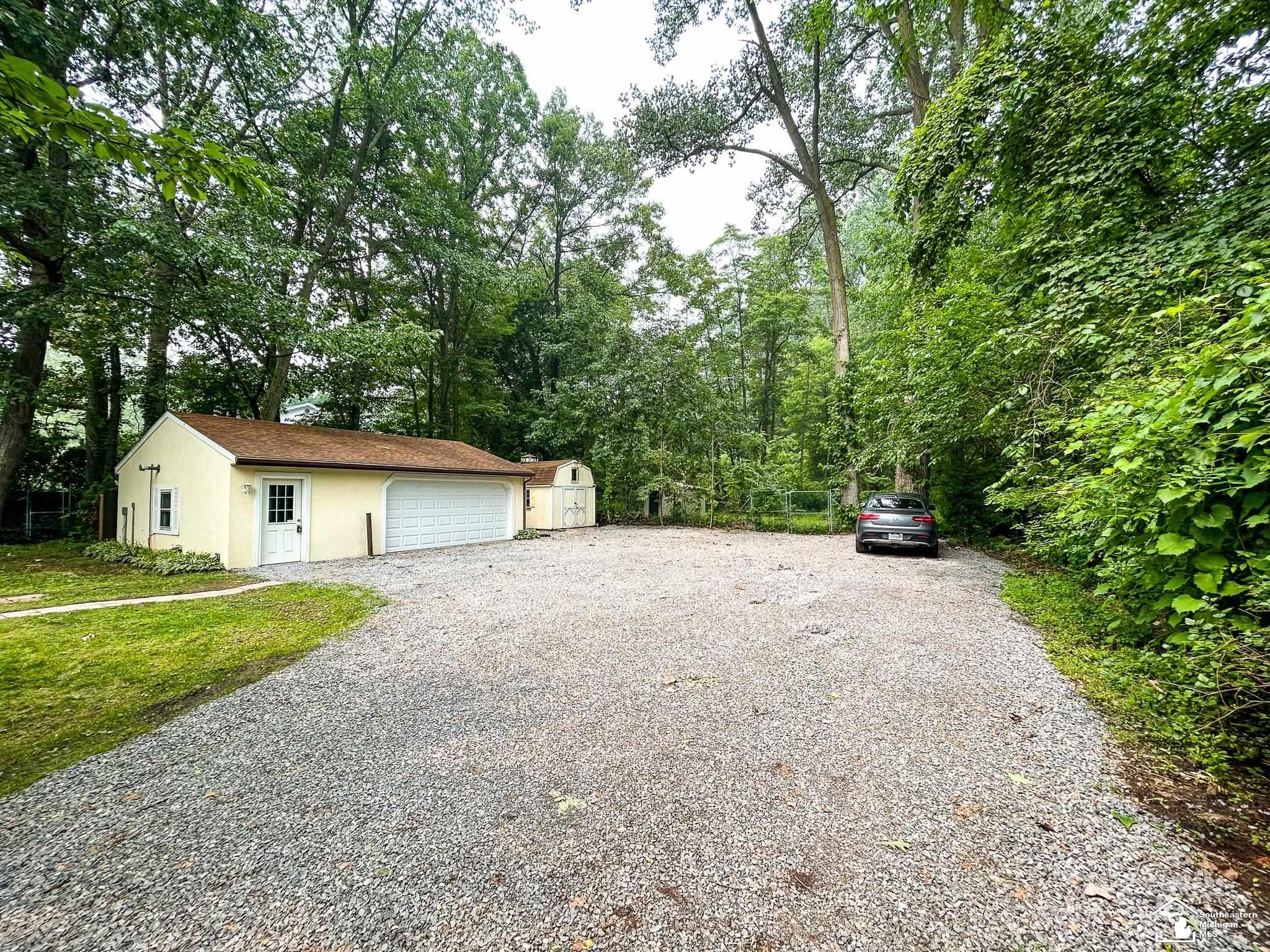 2980 West Sterns Road Lambertville, MI 48144 - Photo 69 of 79 50113784-68.JPG