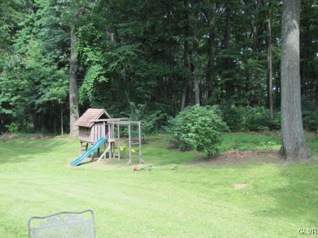 415 Wassergass Road Hellertown, PA 18055 - Photo 6 of 24 Gallery Image 6