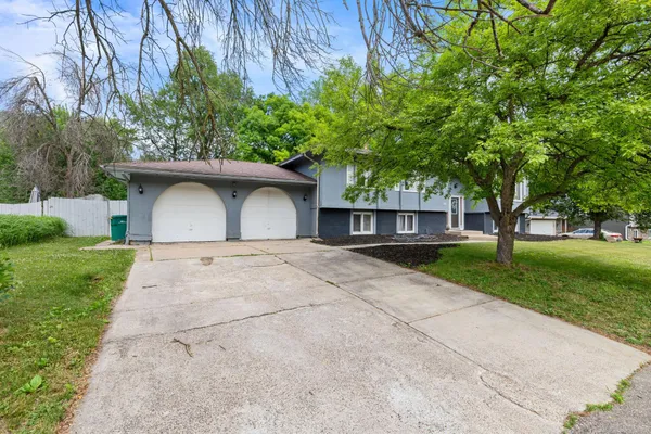 $485,000 | 121 Chaparral Drive, Apple Valley, MN 55124
