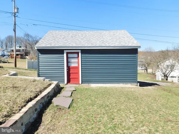 $255,000 | 4112-4114 Beale Avenue, Altoona, PA 16601