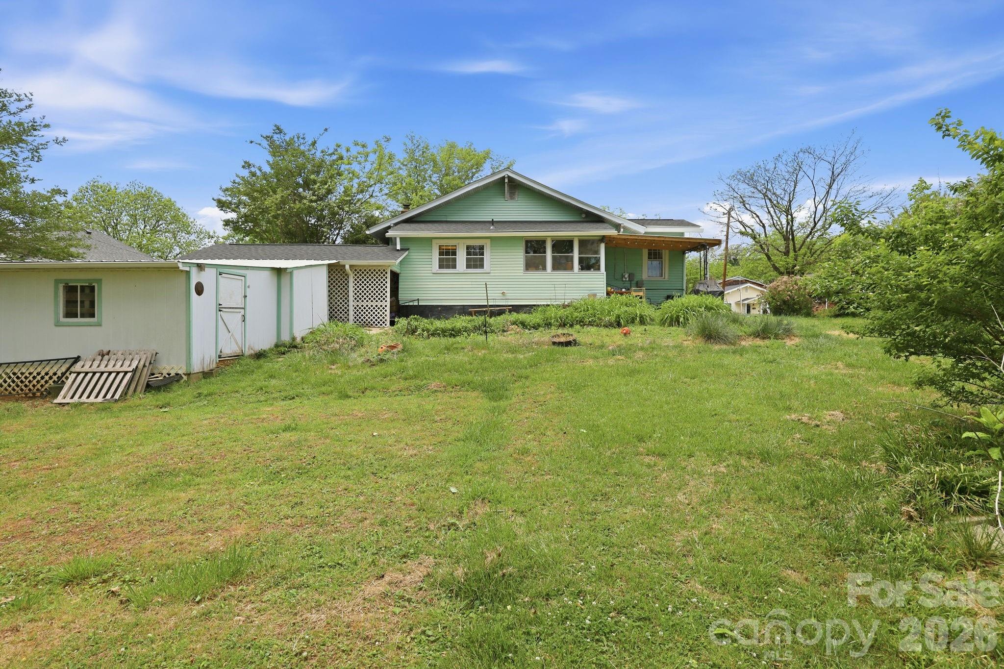 77 Pulliam Street Marion, NC 28752 - Photo 42 of 47