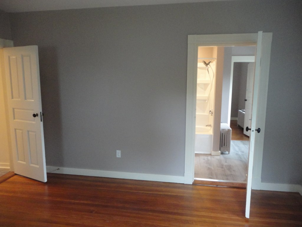 49 Merton Road, Unit 2 Newport, RI 02840 - Photo 22 of 42 Master Looking to Full Bath