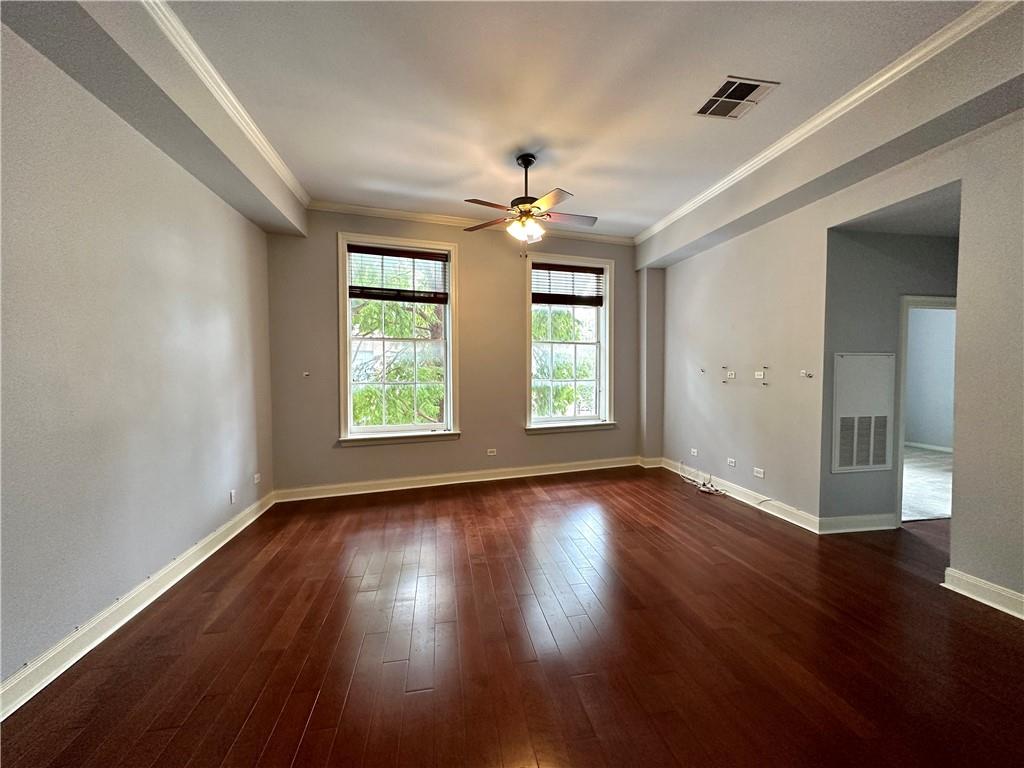 330 Julia Street, Unit 205 New Orleans, LA 70130 - Photo 9 of 28 Gallery Image 9
