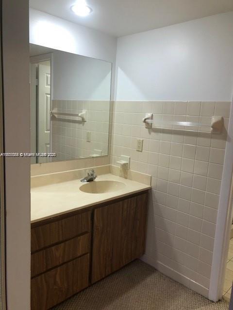 1715 Whitehall Drive, Unit 405 Davie, FL 33324 - Photo 17 of 25