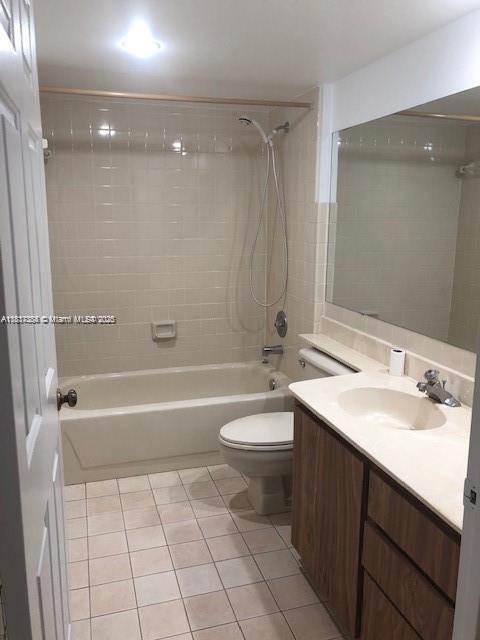 1715 Whitehall Drive, Unit 405 Davie, FL 33324 - Photo 21 of 25