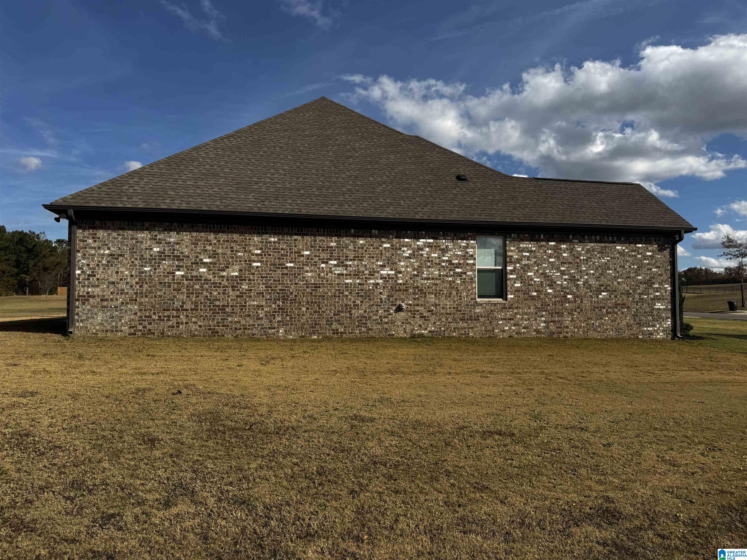 25 Crest Loop Road Clanton, AL 35045 - Photo 3 of 25 Gallery Image 3