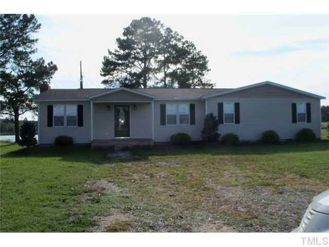 1229 Benson Hardee Road Benson, NC 27504 - Photo 2 of 9 Gallery Image 2