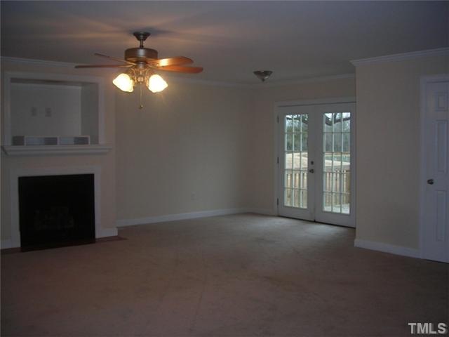 1229 Benson Hardee Road Benson, NC 27504 - Photo 5 of 9 Gallery Image 5