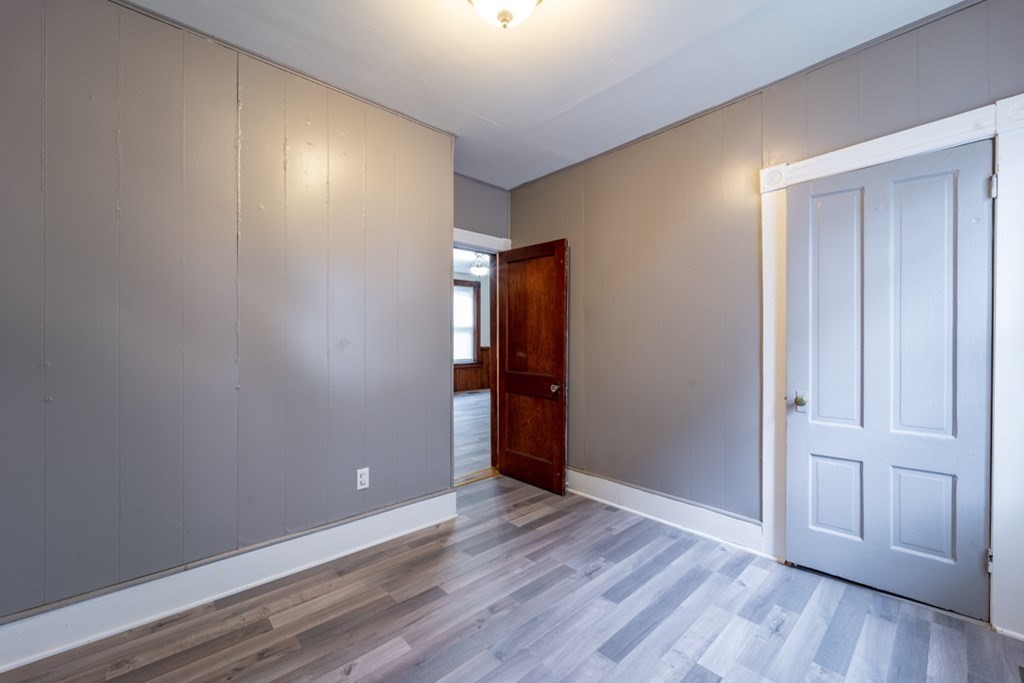 6 Doane Street Worcester, MA 01607 - Photo 7 of 17