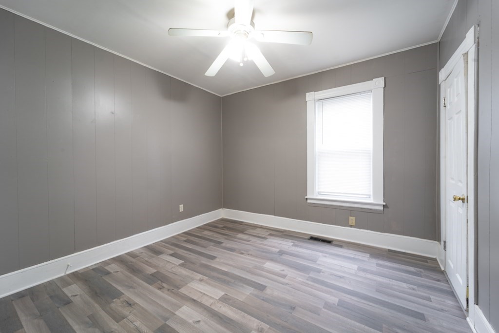 6 Doane Street Worcester, MA 01607 - Photo 8 of 17