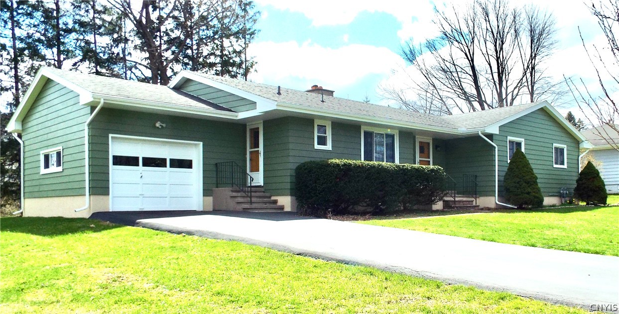 381 Genesee Street Oneida, NY 13421 - Photo 1 of 50
