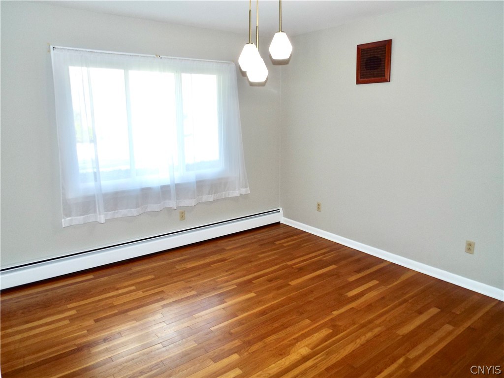 381 Genesee Street Oneida, NY 13421 - Photo 15 of 50