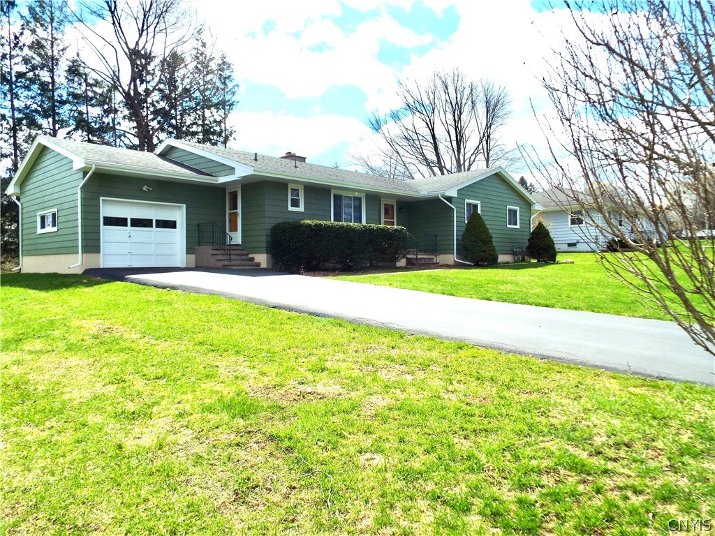 381 Genesee Street Oneida, NY 13421 - Photo 3 of 50