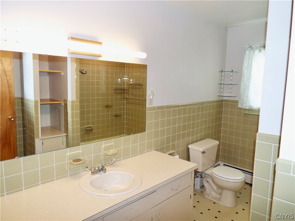 381 Genesee Street Oneida, NY 13421 - Photo 34 of 50