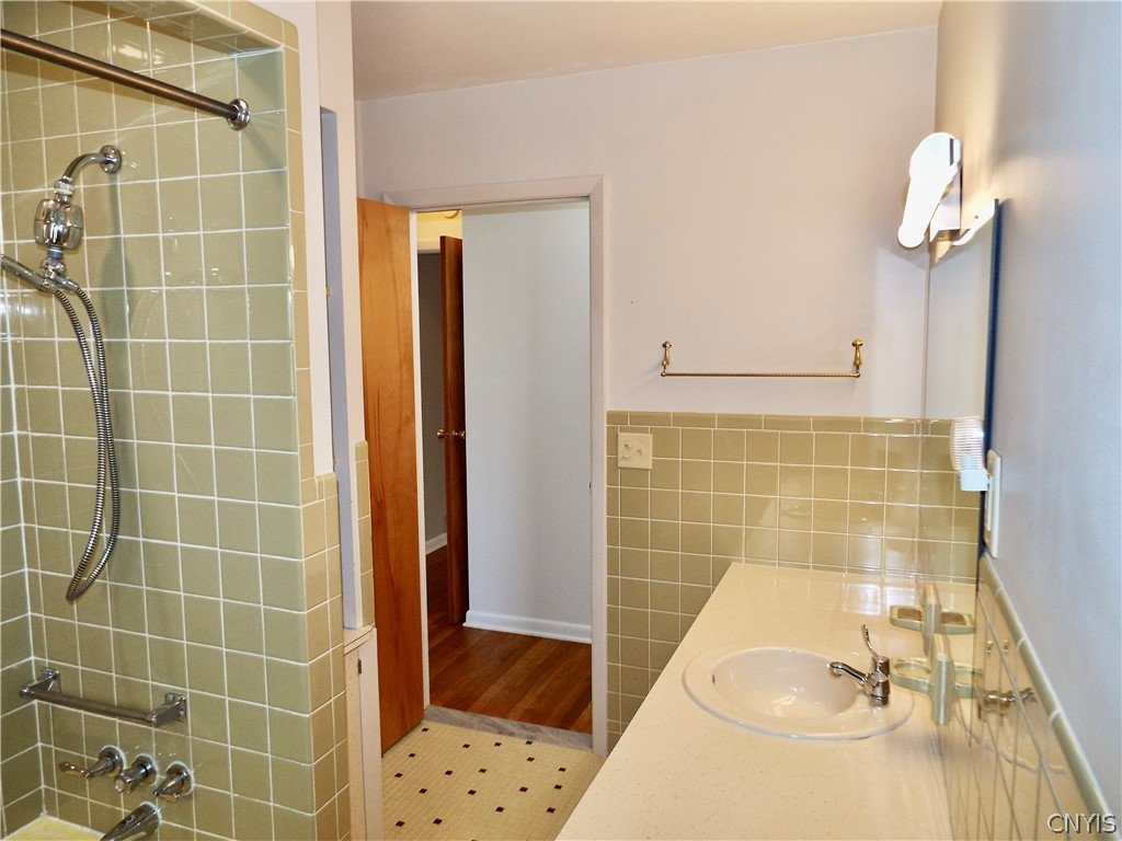 381 Genesee Street Oneida, NY 13421 - Photo 36 of 50