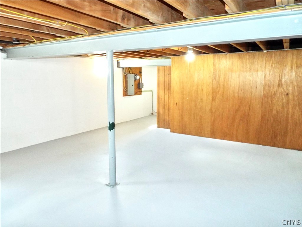 381 Genesee Street Oneida, NY 13421 - Photo 47 of 50