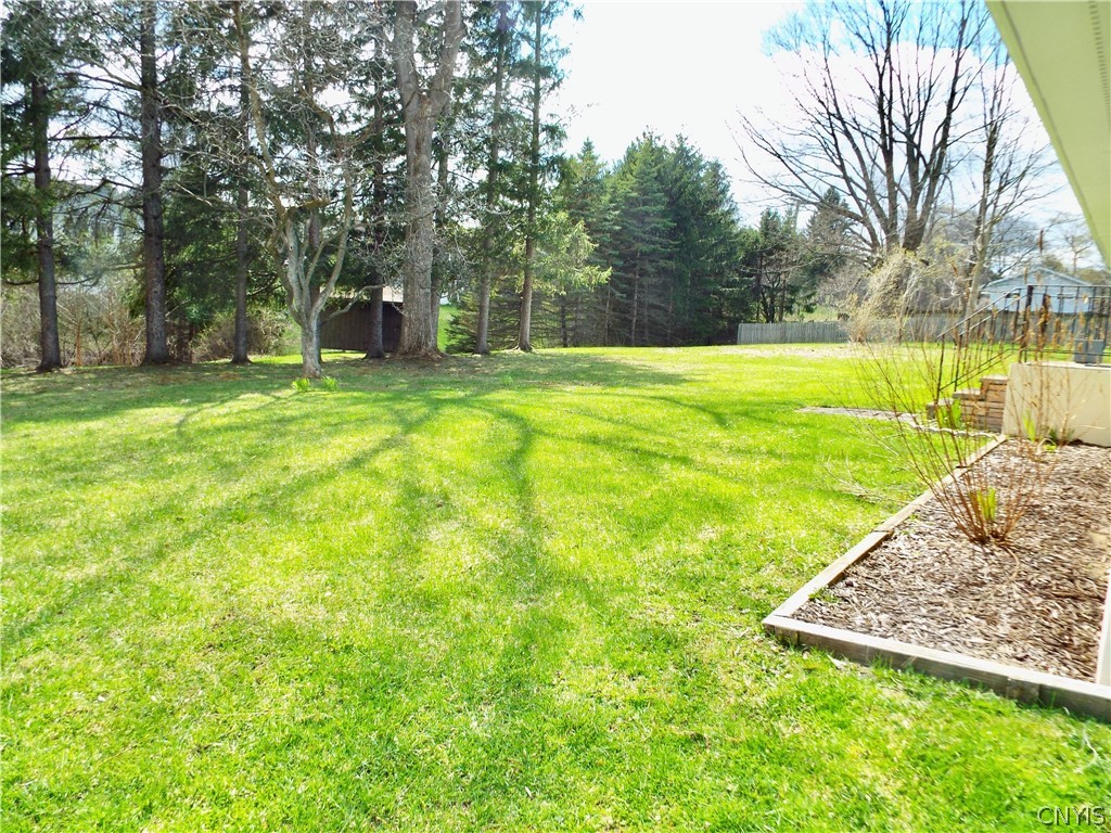 381 Genesee Street Oneida, NY 13421 - Photo 8 of 50