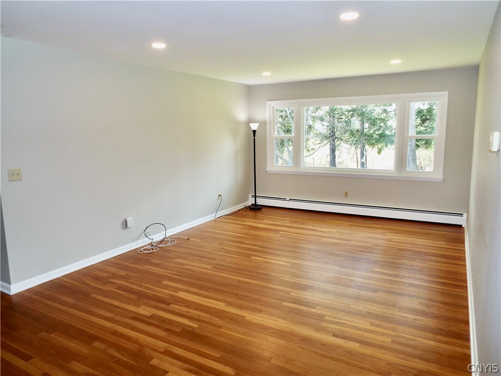 381 Genesee Street Oneida, NY 13421 - Photo 10 of 50