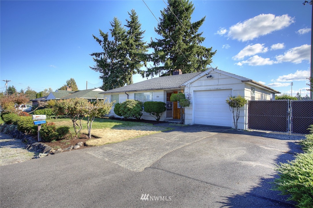 6010 Wildaire Road Southwest Tacoma, WA 98499 - Photo 1 of 24 Gallery Image 1