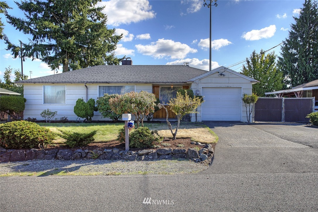 6010 Wildaire Road Southwest Tacoma, WA 98499 - Photo 2 of 24 Gallery Image 2