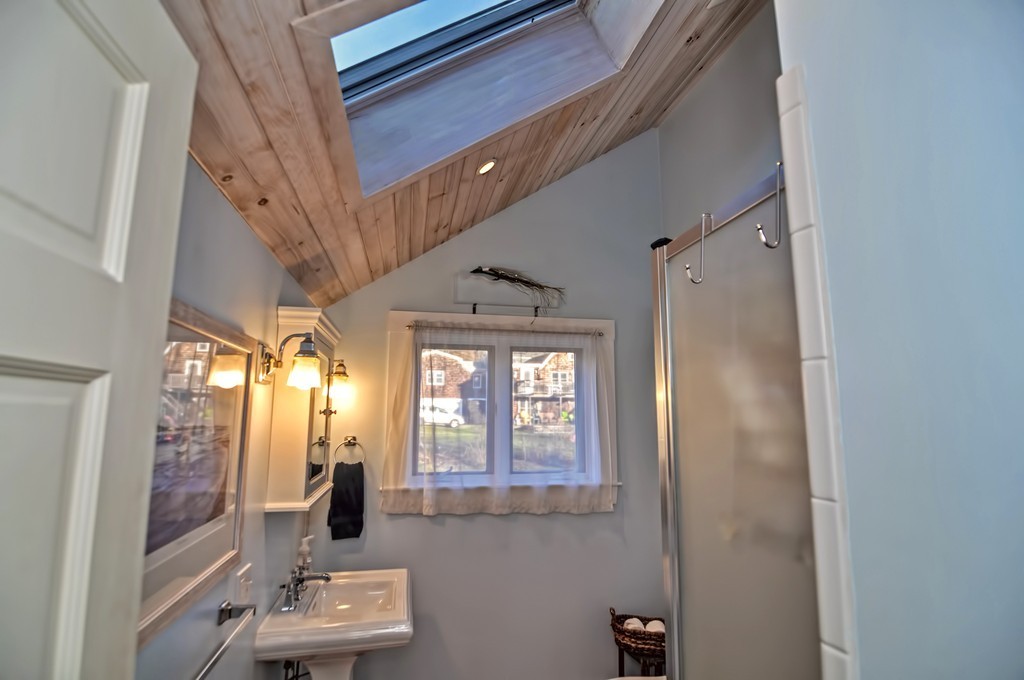 5 Bittersweet Road Gloucester, MA 01930 - Photo 13 of 30 Gallery Image 13
