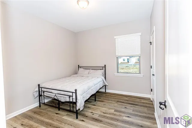 $2,000 | 2931 Niccoline Way, Baton Rouge, LA 70816