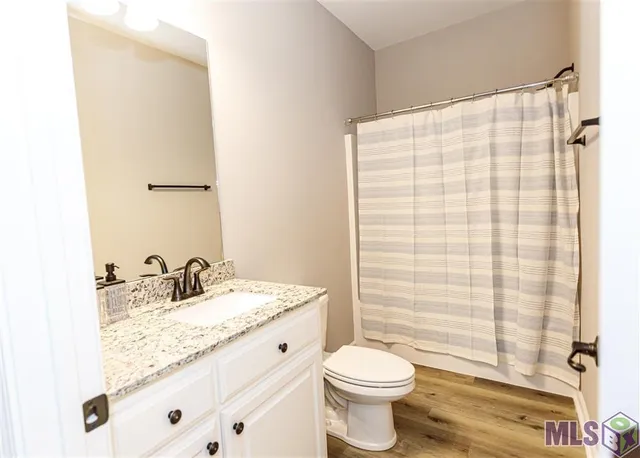 $2,000 | 2931 Niccoline Way, Baton Rouge, LA 70816