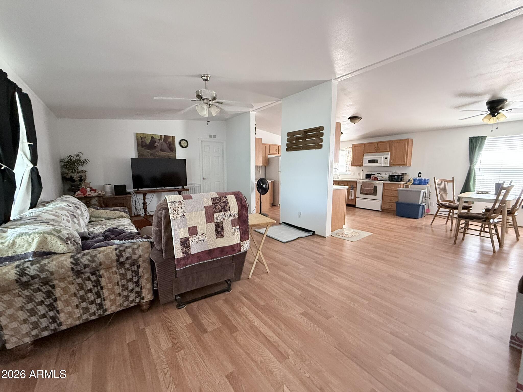 2685 West Foothill Street Apache Junction, AZ 85120 - Photo 3 of 49 IMG_5414