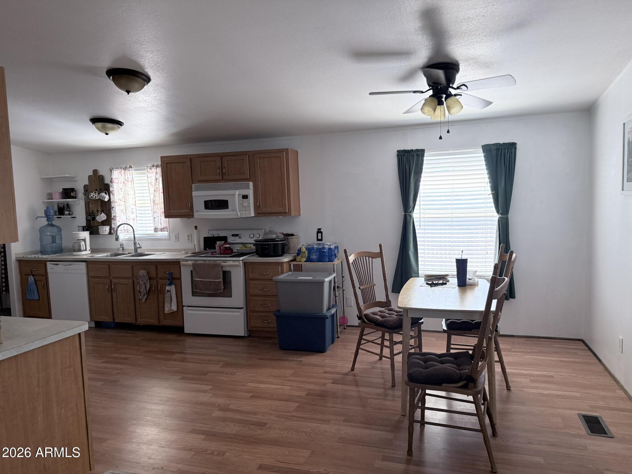 2685 West Foothill Street Apache Junction, AZ 85120 - Photo 9 of 49 IMG_5422