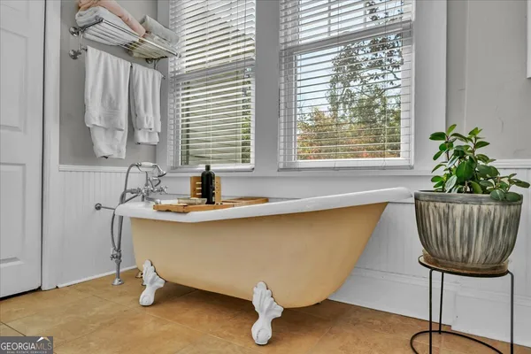 $210,000 | 220 West Drive, Dublin, GA 31021