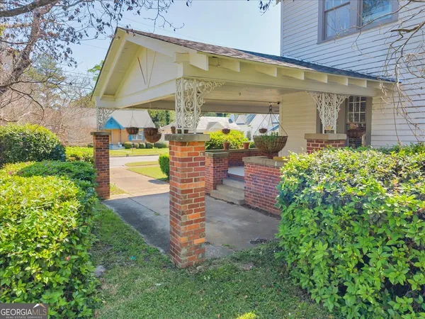 $210,000 | 220 West Drive, Dublin, GA 31021