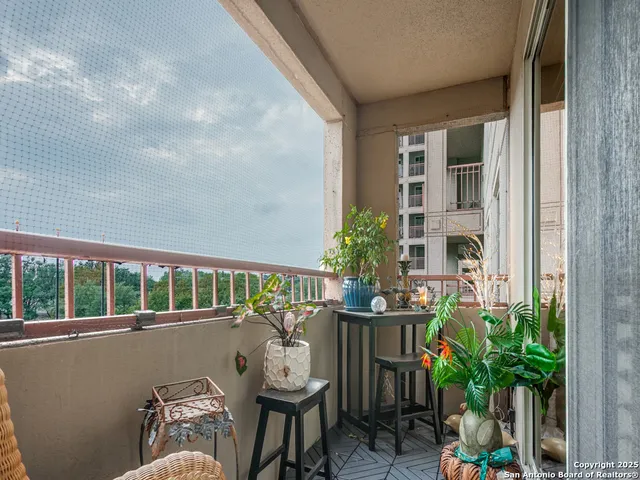 $234,900 | 1 Towers Park Lane, Unit 316, San Antonio, TX 78209