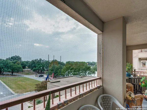 $234,900 | 1 Towers Park Lane, Unit 316, San Antonio, TX 78209