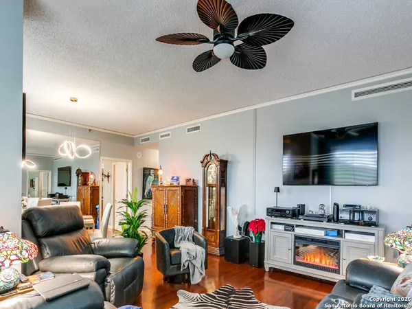 $234,900 | 1 Towers Park Lane, Unit 316, San Antonio, TX 78209