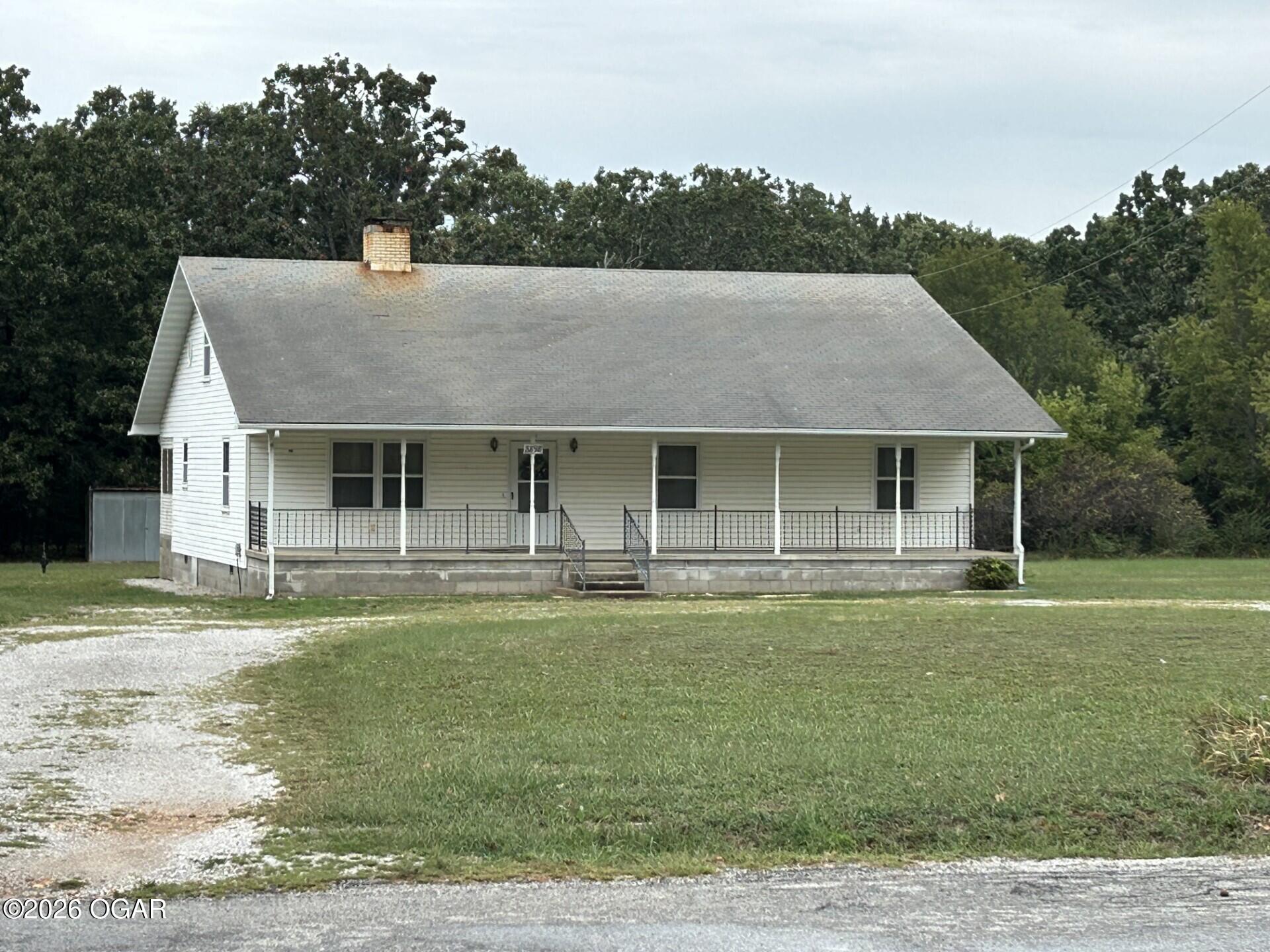 8898 Westview Road Neosho, MO 64850 - Photo 1 of 19 Gallery Image 1