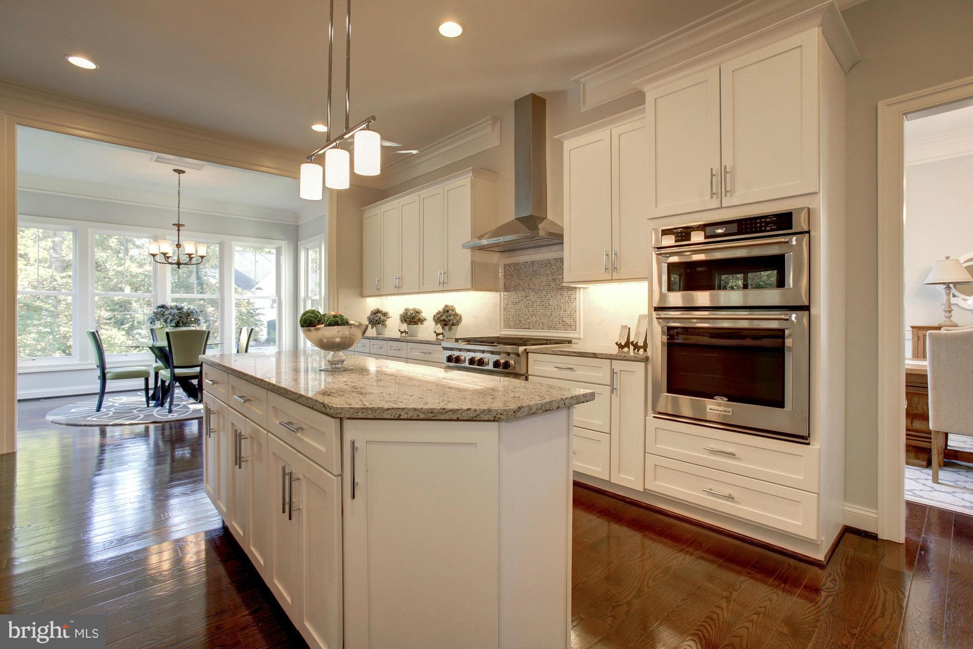 7303 Churchill Road McLean, VA 22101 - Photo 9 of 30 Kitchen